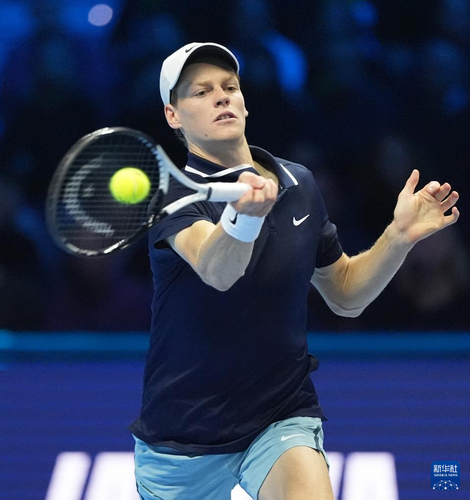 乔治三人互 乔治三人互