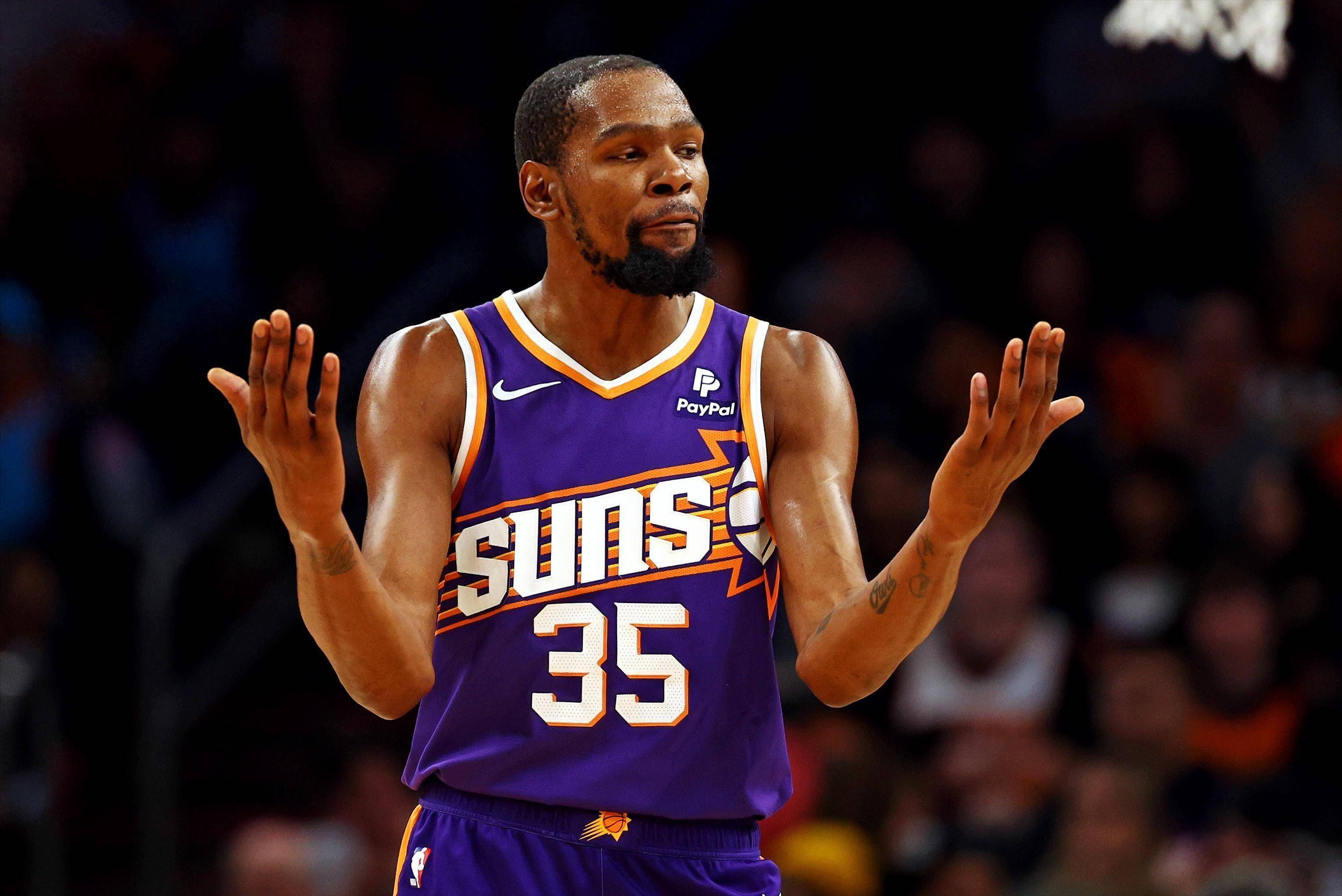 背景与表现 背景与表现