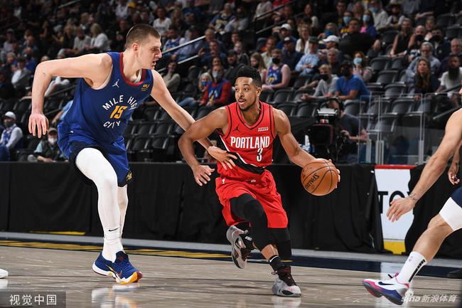 关键时刻站 关键时刻站